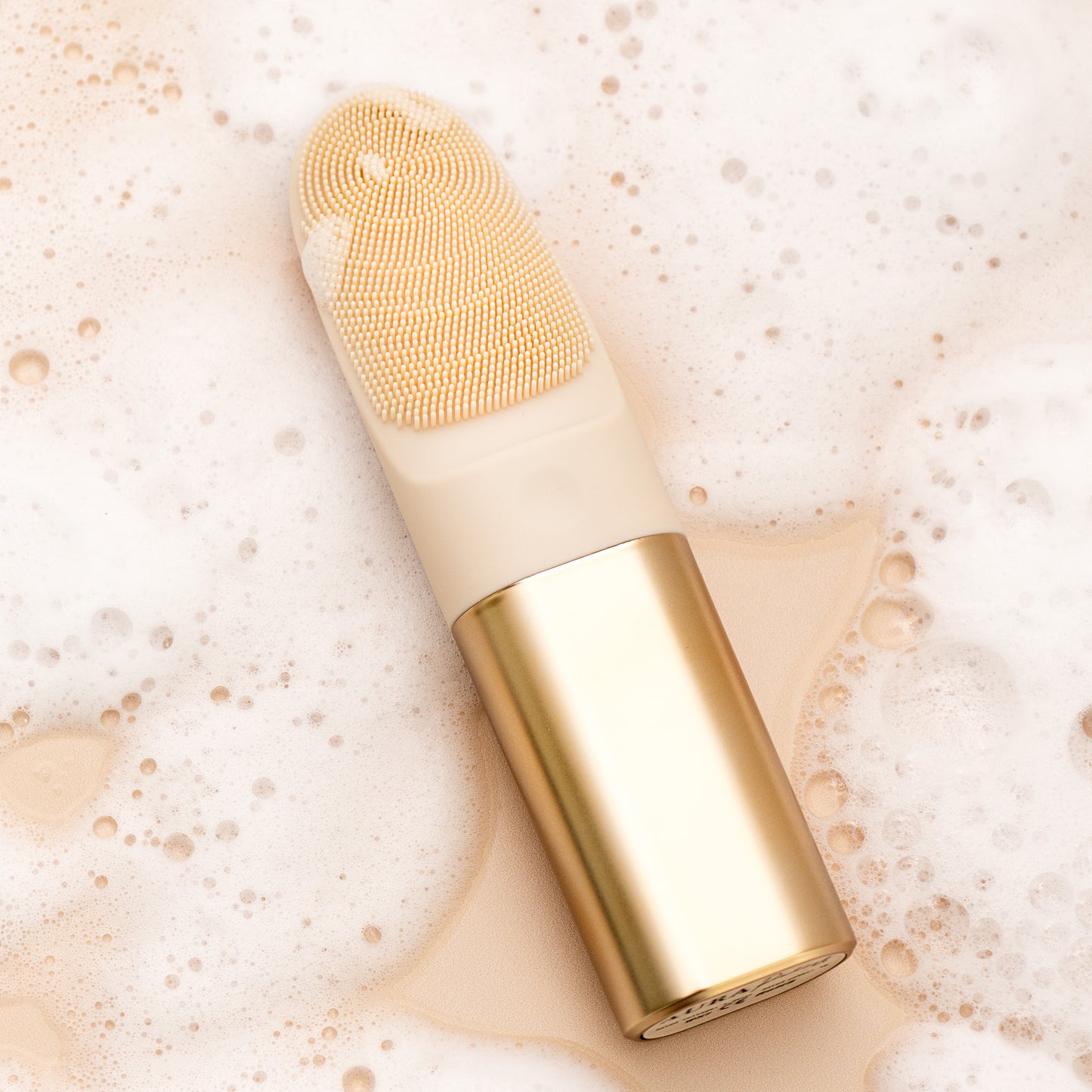 Aura Polish 2.0・Sonic Cleansing Wand with Thermal Eye Massaging