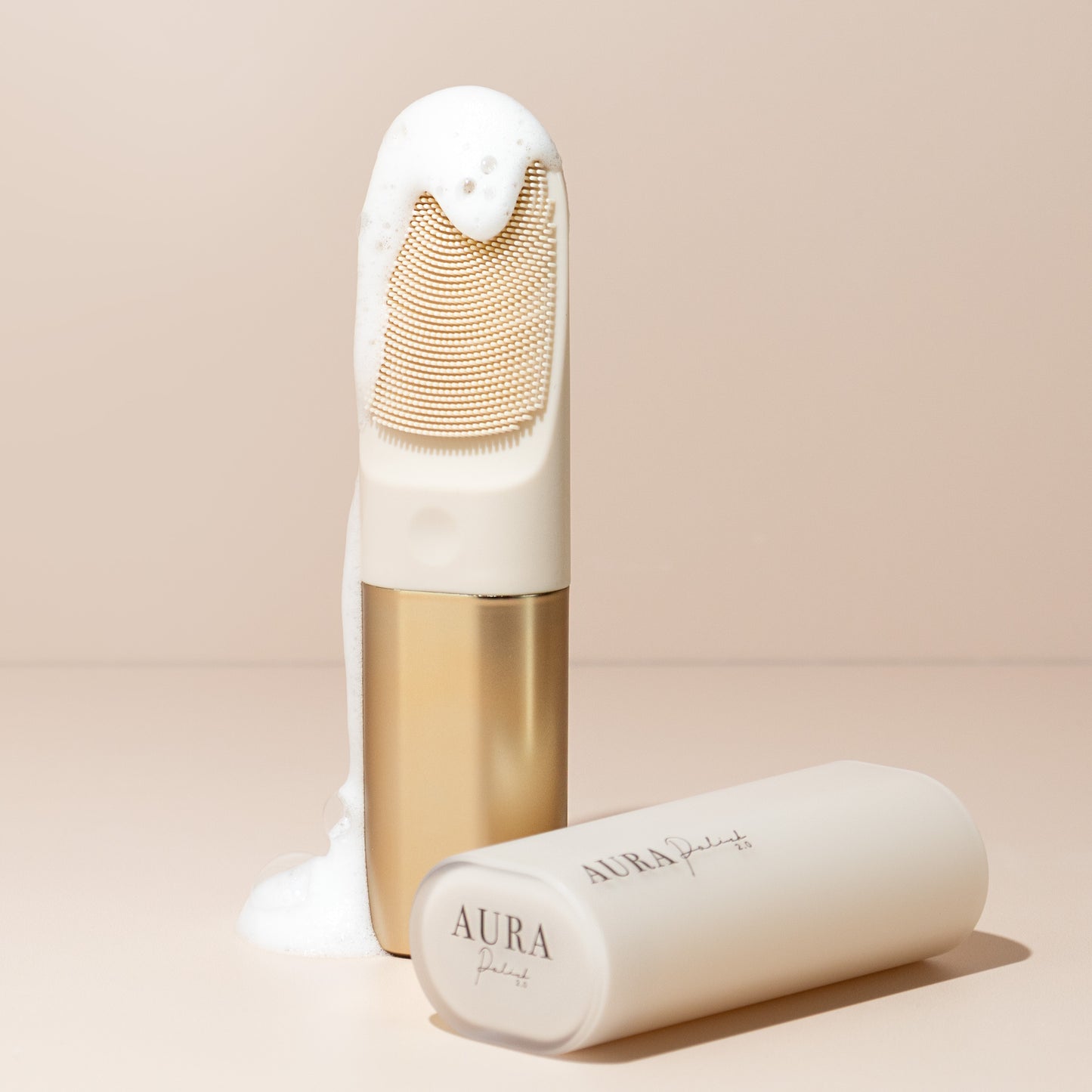 Aura Polish 2.0・Sonic Cleansing Wand with Thermal Eye Massaging